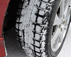 Yokohama iceGUARD iG52c Winter Tire Review by Mike Schlee AutoGuide.com